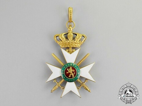 Military Order for Bravery, I Class Grand Officer Officer (letters on green background) Obverse
