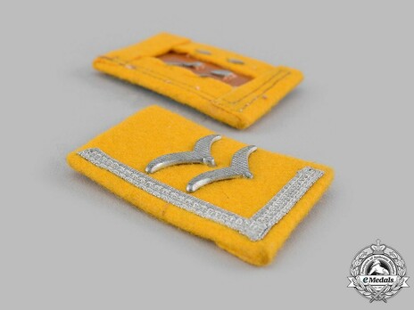 Luftwaffe Flying Troops Unterfeldwebel Collar Tabs