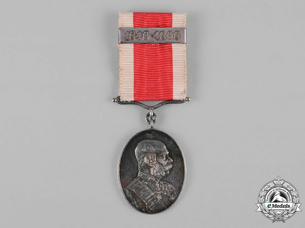 Commemorative+court+officials+medal+1898%2c+civil+division%2c+silver+%28other+court+officials%29+1
