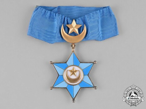 Order of the Somali Star, Commander Obverse