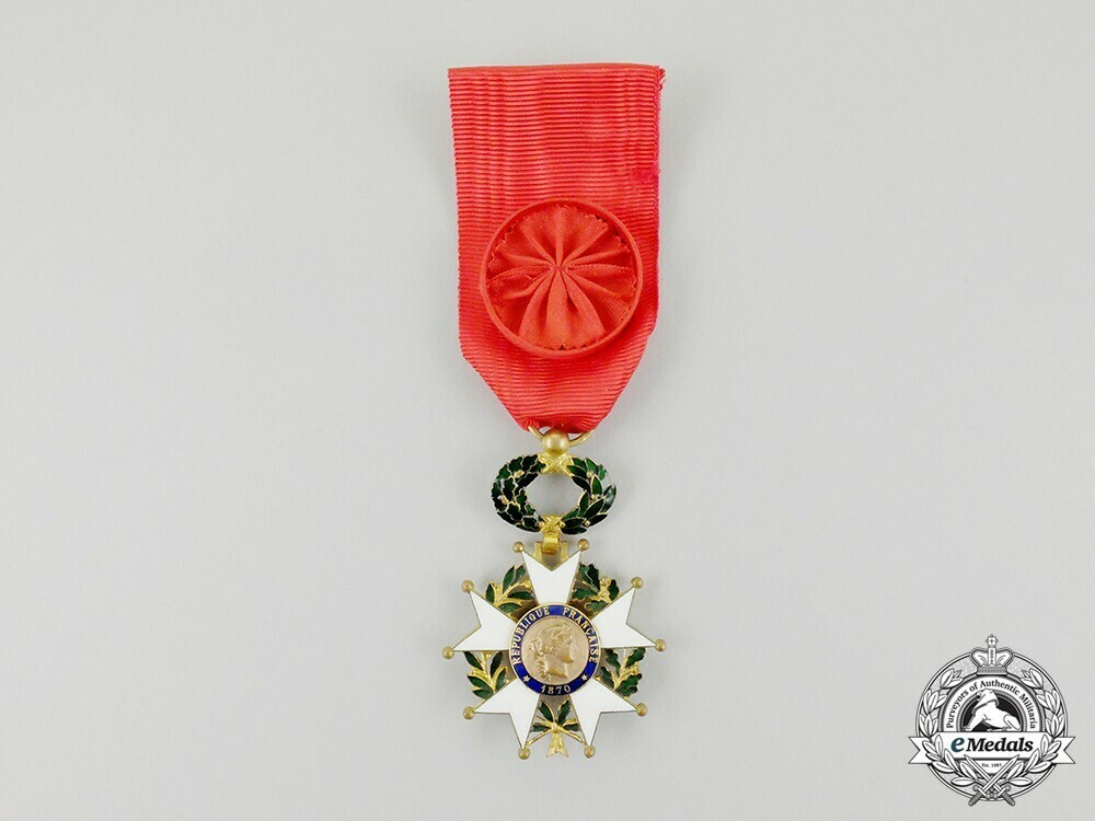 Cc 6738