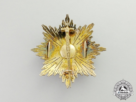 3rd Class Breast Star (white distinction) (with coat of arms of Castile and Leon, and Imperial Crown) Reverse
