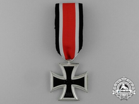 Iron Cross II Class, by Berg & Nolte, #40 ("40") Obverse