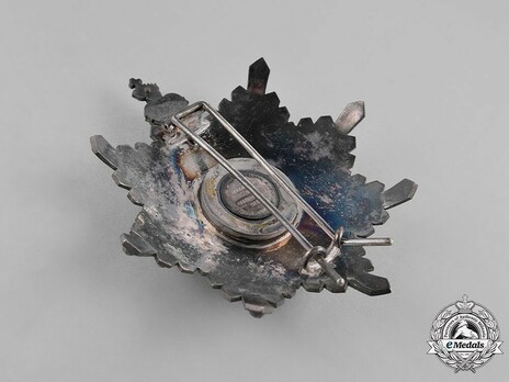 Commander Breast Star Reverse