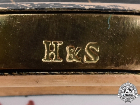 Order of the Red Eagle, Type V, Military Division, I Class Cross (swords on ring) Marker Mark