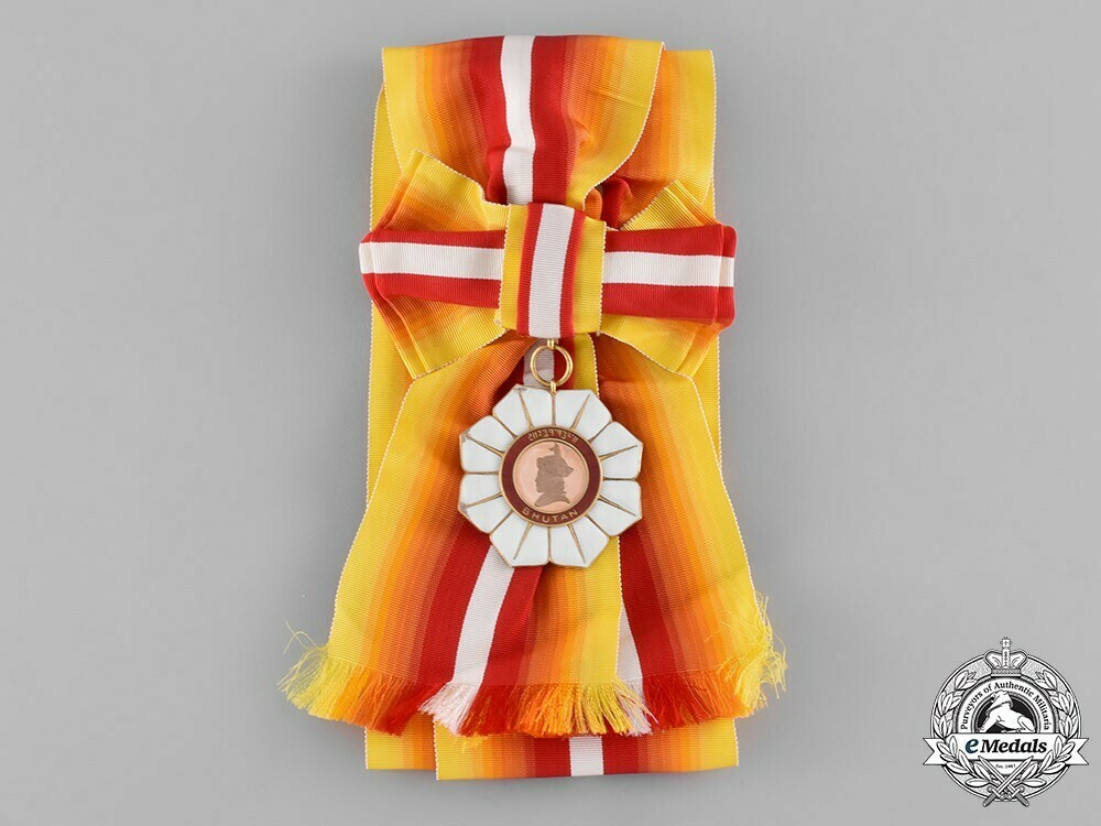 Bhutan+royal+gc