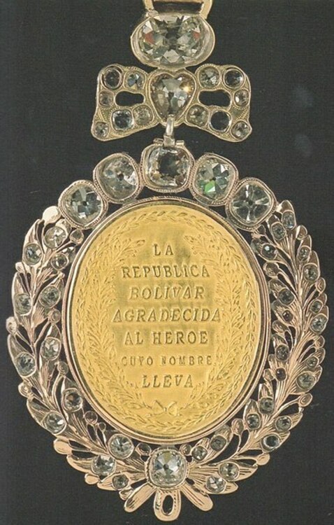 382px medalla presidencial%2c reverso