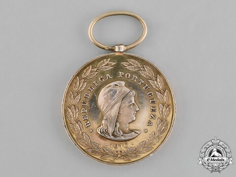 Gold Medal Obverse