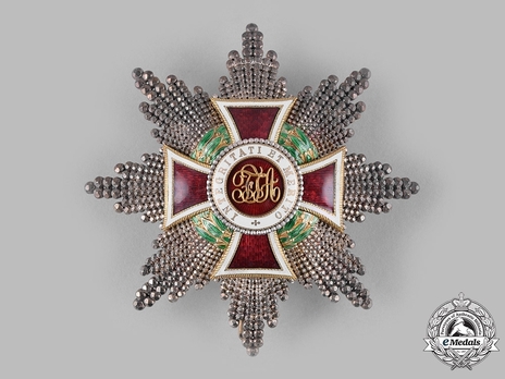 Grand Cross Breast Star (lower class) Obverse