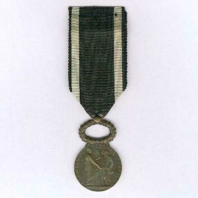 Bronze gilt1
