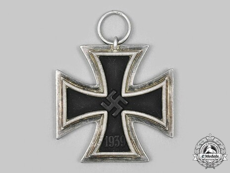 Iron Cross II Class, by Arbeitsgemeinschaft der Hanauer Plakettenhersteller ("24") Obverse