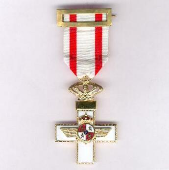 1st Class Cross (white distinction) (gilt) Obverse