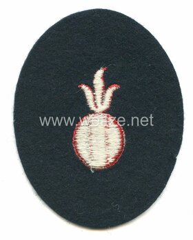 Kriegsmarine Gun Chief Coast (Unit Training) Insignia Type II Reverse