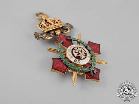 Order of Military Merit, VI Class (with war decoration) Obverse