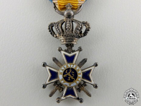 Miniature Knight (Military Division, 1892-1970) (Silver and gold) Obverse
