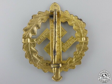 SA Sports Badge, Type III, in Gold Reverse