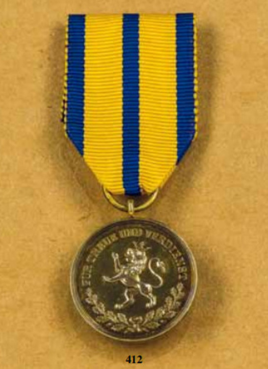 Schwarzburg+duchy+honour+cross%2c+civil%2c+gold+medal%2c+silver+gilt%2c+obv+