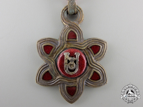III Class Decoration (for men) Obverse
