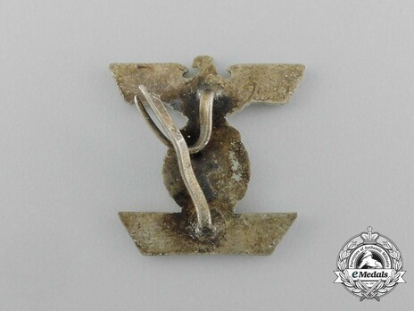 Clasp to the Iron Cross II Class, Type II (reduced size) Reverse