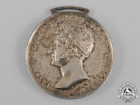 Saxe-Ernestine House Order Medals of Merit, Type I, Civil Division, in Gold (in silver gilt, stamped) Obverse