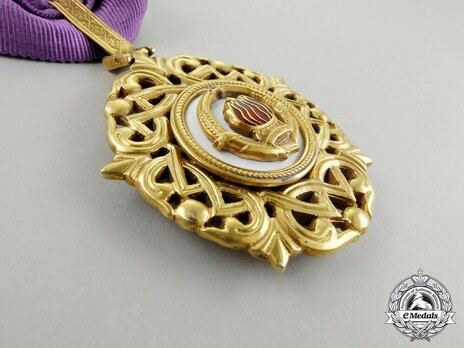Order of the Grand Star of Yugoslavia, Type II, II Class Badge Reverse