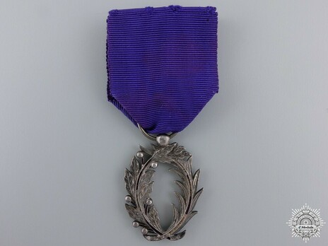 Officer of the Academy Obverse