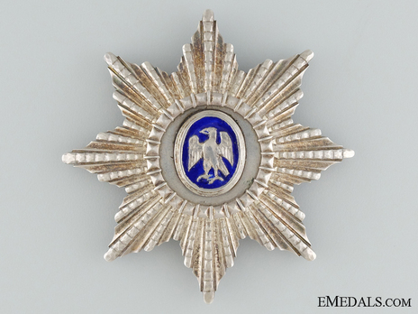 Grand Knight Breast Star Obverse