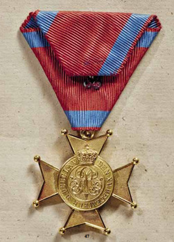 Order of Ernst August, Gold Merit Cross Reverse