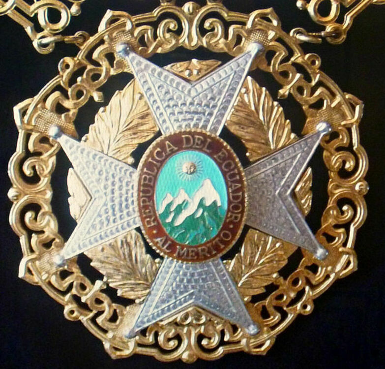 625px gran cruz de la orden nacional al m%c3%a9rito