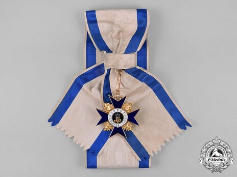 Order of Military Merit, Civil Division, Grand Cross Obverse