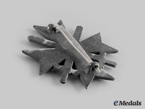 War Merit Cross I Class with Swords, by Kerbach & Oesterhelt (62, zinc) Reverse