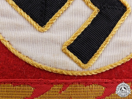 NSDAP Leiter eines Amtes Type II Reich Level Armband Detail NSDAP Leiter eines Amtes Type II Reich Level Armband Detail