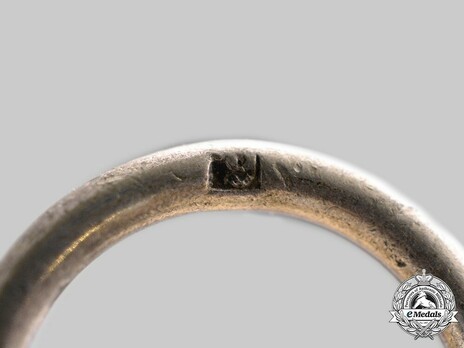 Iron Cross II Class, by F. Zimmermann, #6, L24 (Type 1 frame, "6") Maker Mark