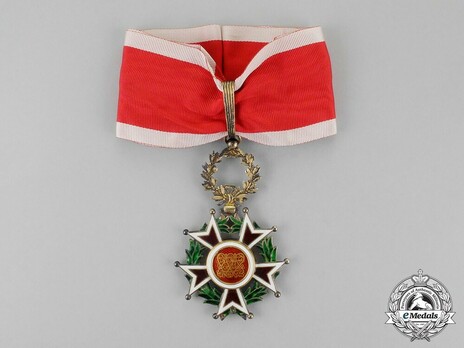 Order of the Brilliant Star of Zanzibar, Type III, II Class Officer Obverse
