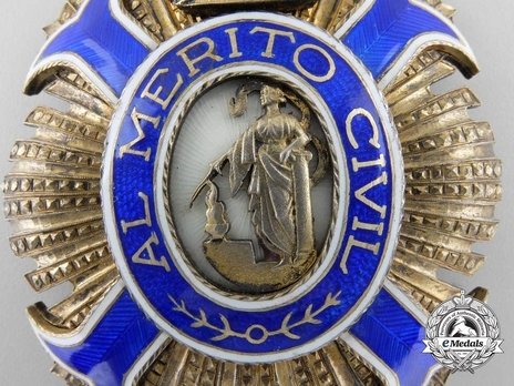 Grand Cross Breast Star (Silver gilt) Obverse