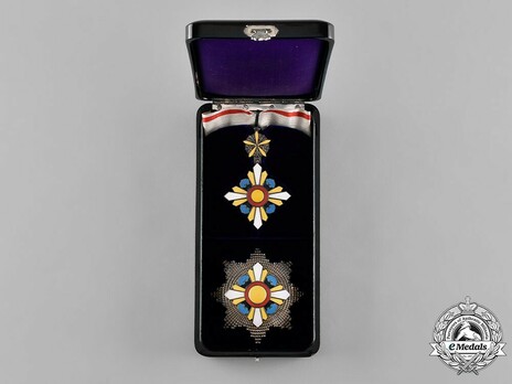 Order of the Auspicious Clouds, II Class Grand Officer Case of Issue
