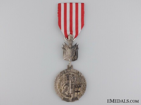 Silver Medal Obverse