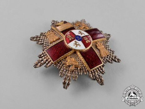 2nd Class Breast Star (red distincion) (with coat of arms of Castile and Leon, and Imperial Crown) (Silver and Silver gilt) Reverse