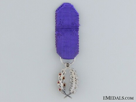 Miniature Officer of the Academy Reverse