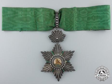 III Class Commander (with couchant lion) Obverse