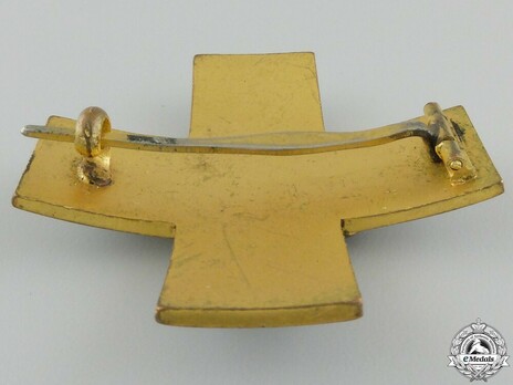 Cross of Honour of the German Red Cross, Type III, Merit Cross Reverse