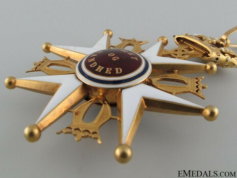 Order of St. Olav, II Class Commander, Civil Division Detail