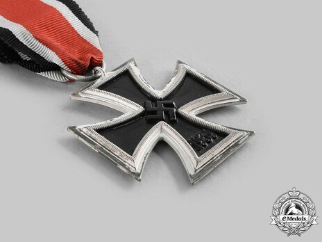 Iron Cross II Class, by H. Aurich, #113 (frame 2, "113") Obverse