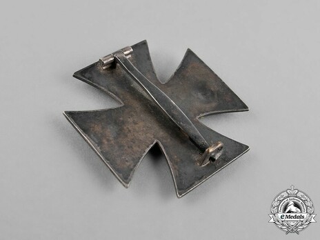Iron Cross I Class, by O. Schickle (unmarked) Reverse