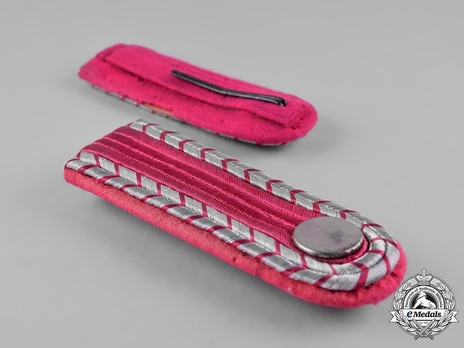 Firefighters Wachtmeister 2nd Pattern Shoulder Boards (volunteer version)