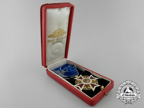 Order of the Romanian Crown, Type I, Civil Division, Officer's Cross Case of Issue