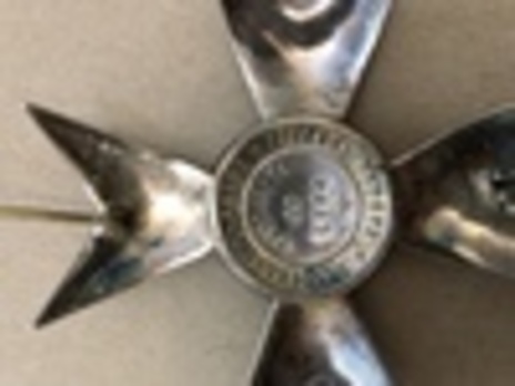 National Order of Honour & Merit, Grand Officer Breast Star Reverse