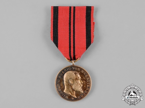 Civil Merit Medal, Type V, in Gold Obverse