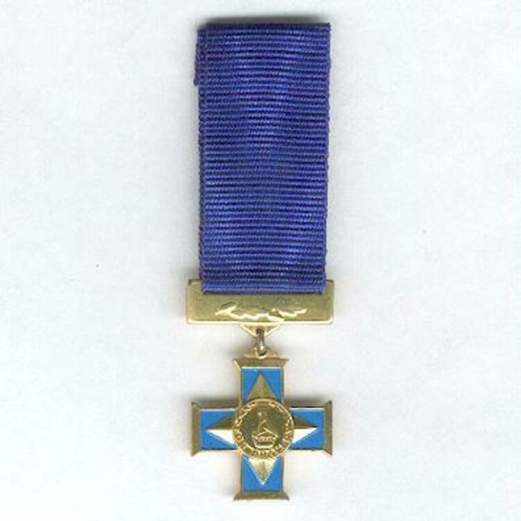Miniature+silver+cross+of+zimbabwe+%28army%29+1