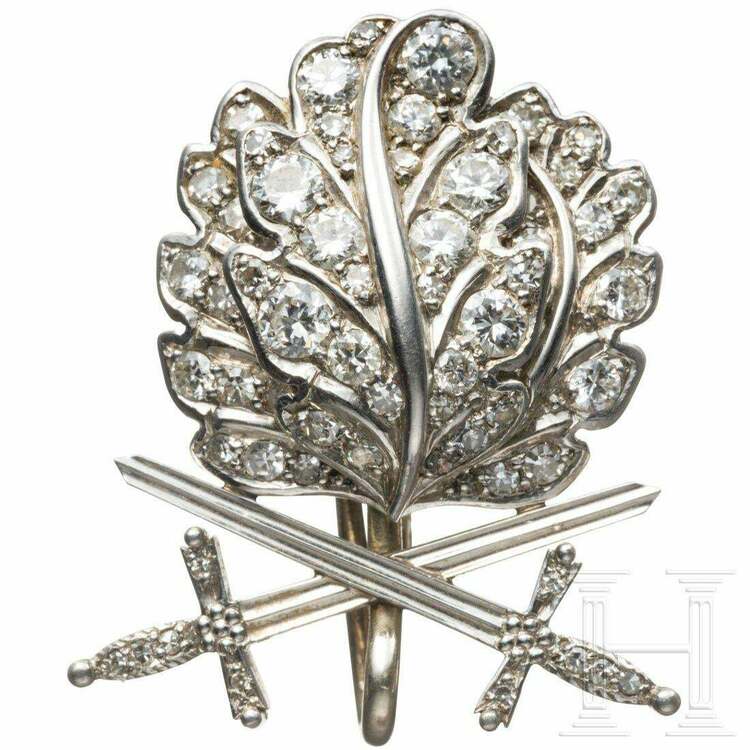 Oak+leaves+diamonds+swords+klein+a